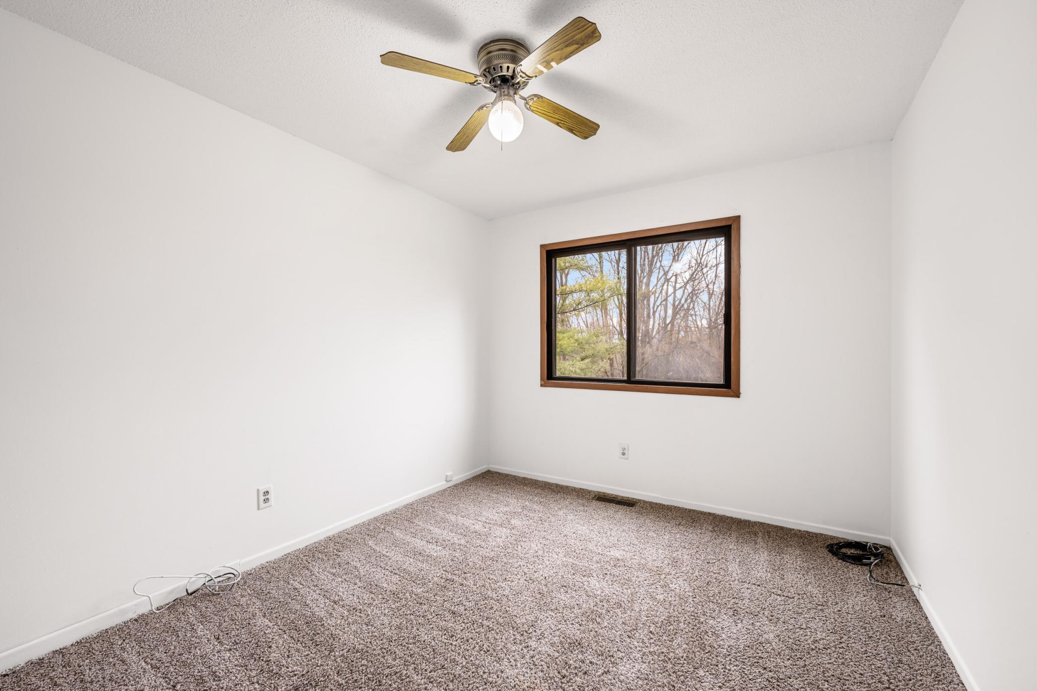 1658 Helena Road North Oakdale, MN 55128 - Photo 14 of 27