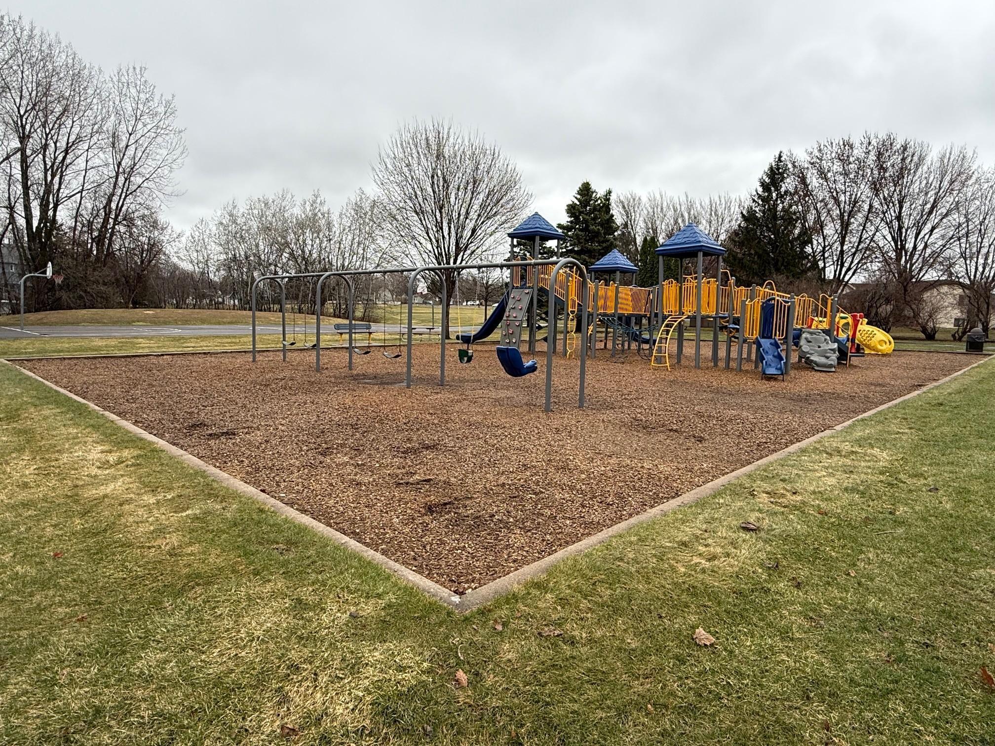 1658 Helena Road North Oakdale, MN 55128 - Photo 26 of 27