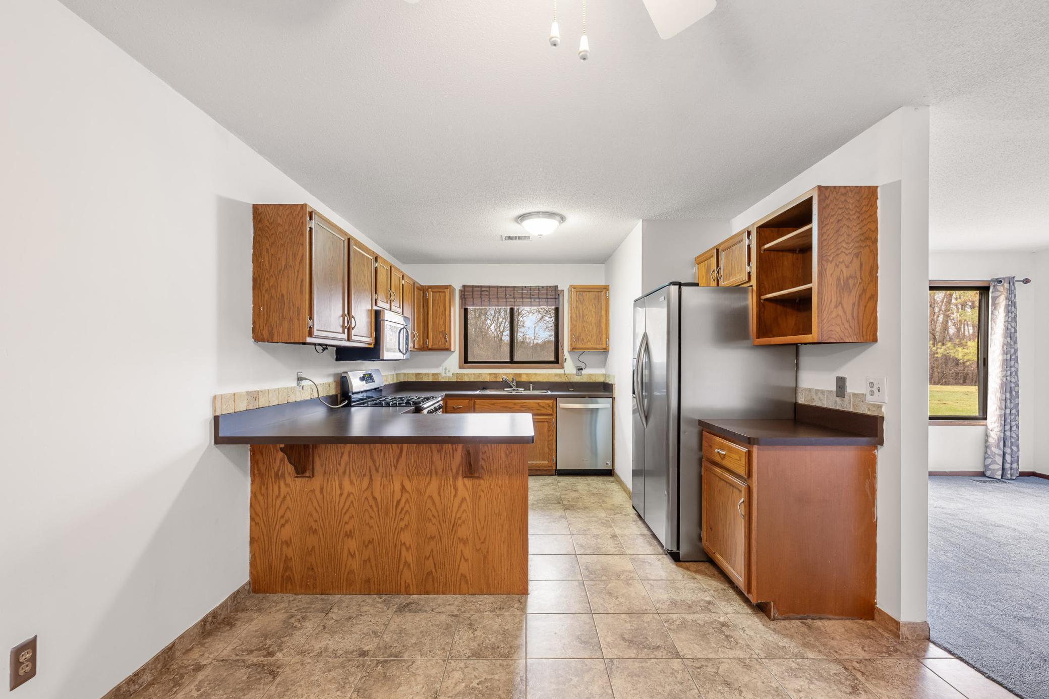 1658 Helena Road North Oakdale, MN 55128 - Photo 5 of 27