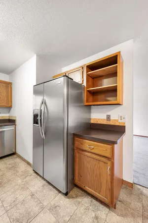 $180,000 | 1658 Helena Road North, Oakdale, MN 55128