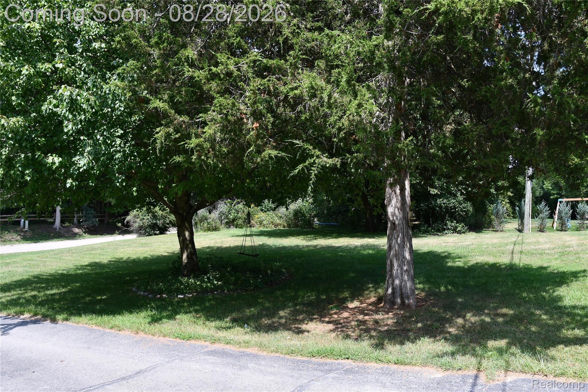 9039 Peer Road South Lyon, MI 48178 - Photo 4 of 47 Additional content