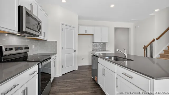 $374,740 | 3055 Bayview Drive, Vass, NC 28394