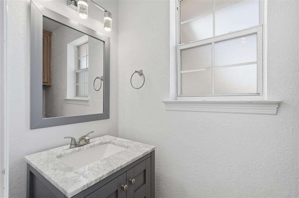424 Country Ridge Lane Red Oak, TX 75154 - Photo 28 of 40