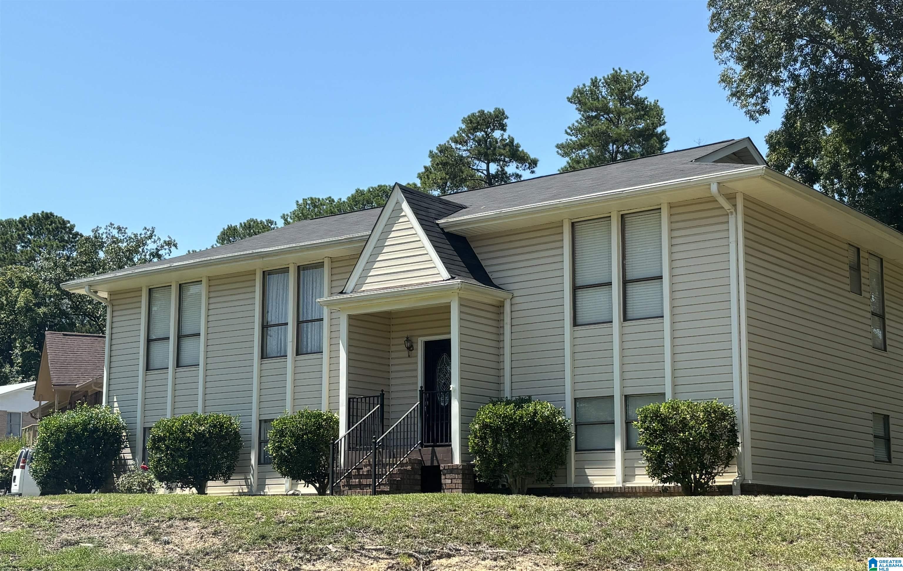 1320 Caribbean Circle Alabaster, AL 35007 - Photo 1 of 43