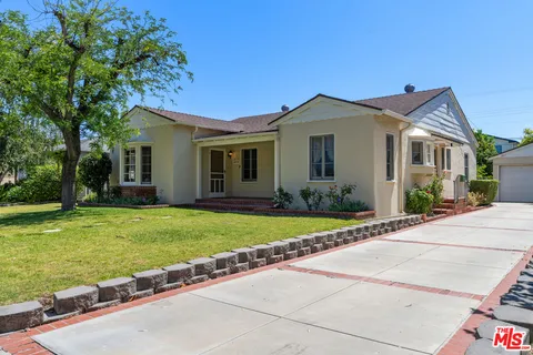 $1,549,000 | Undisclosed Address, Sherman Oaks, CA 91423