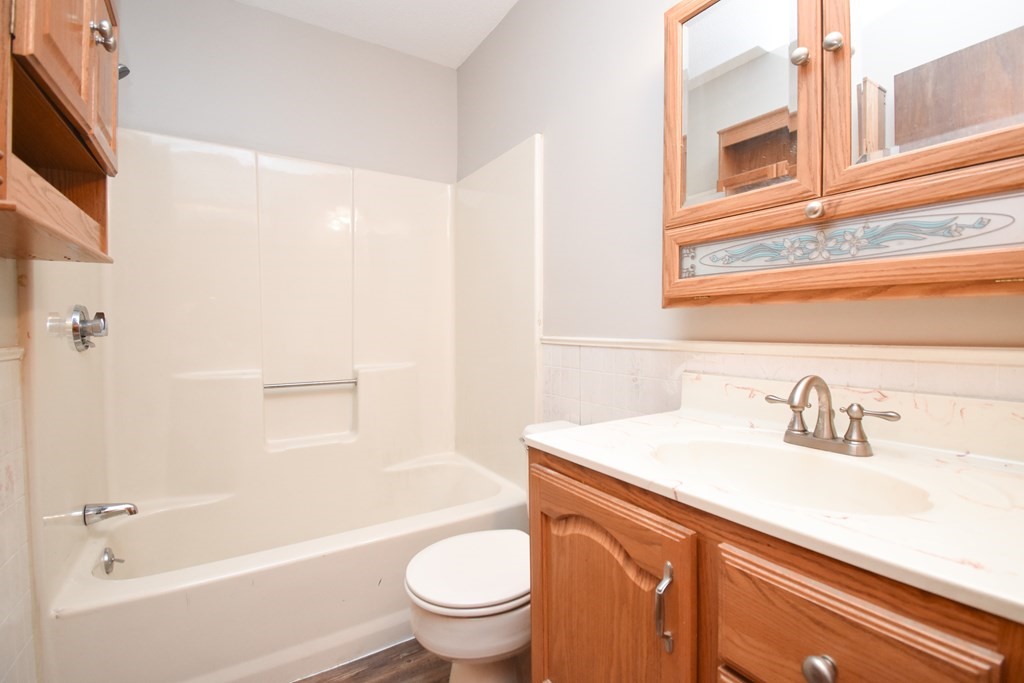 16 Marsden Street Springfield, MA 01109 - Photo 7 of 21