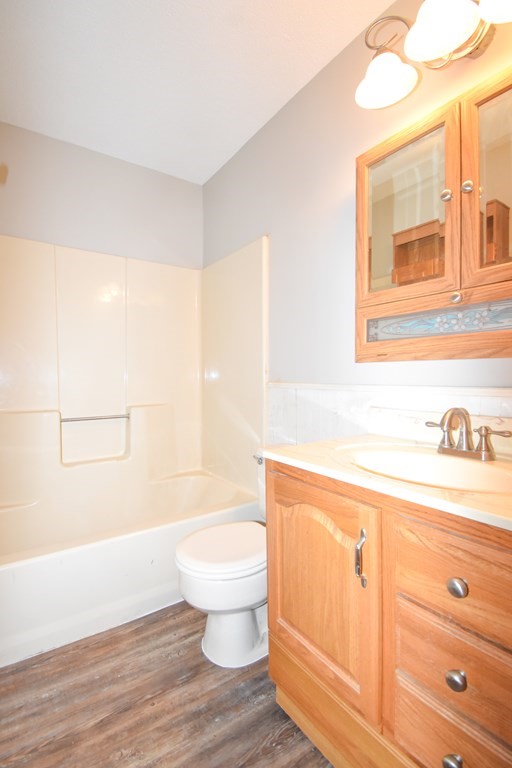 16 Marsden Street Springfield, MA 01109 - Photo 8 of 21