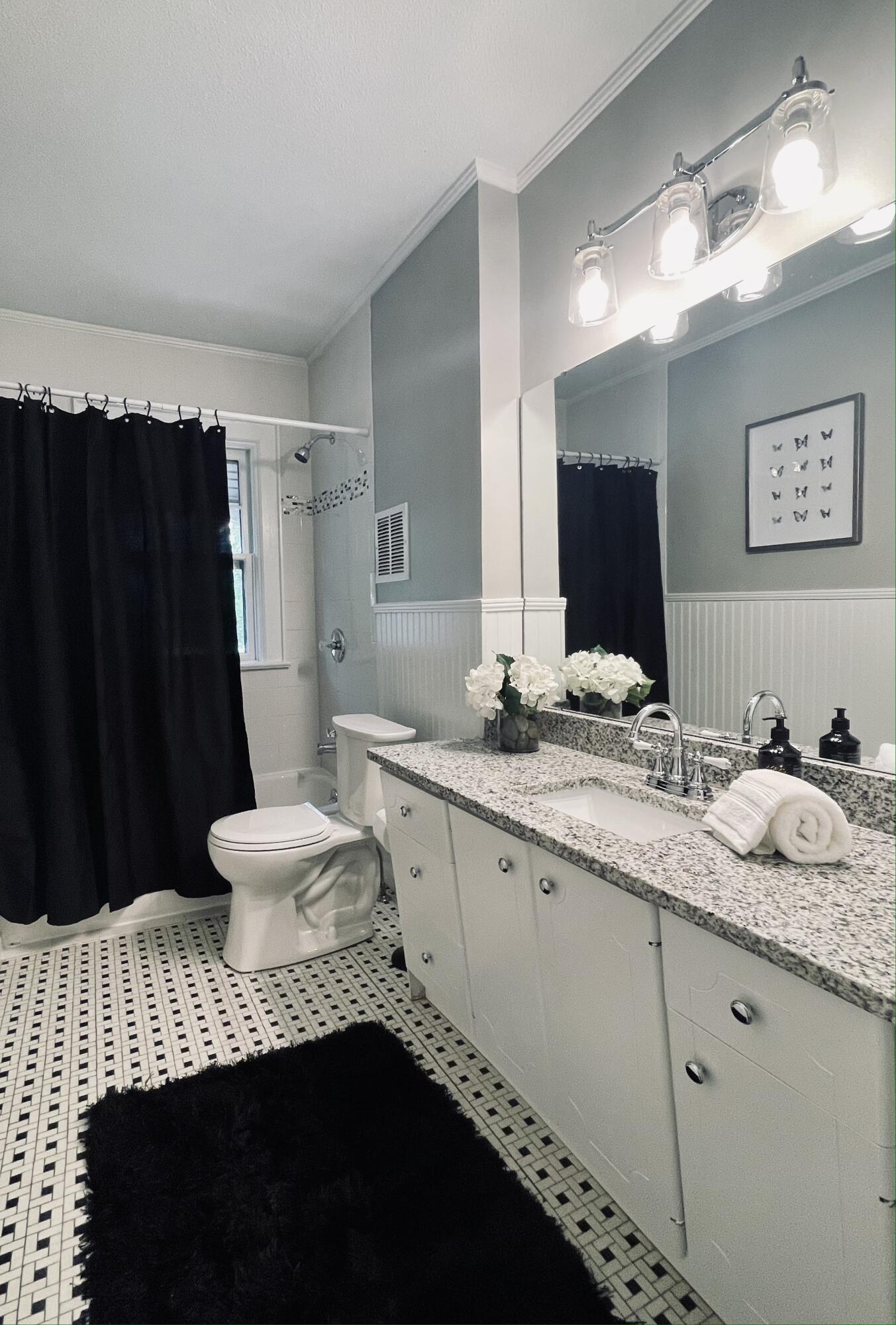 201 McBrien Road Chattanooga, TN 37411 - Photo 13 of 16 Hall Bath