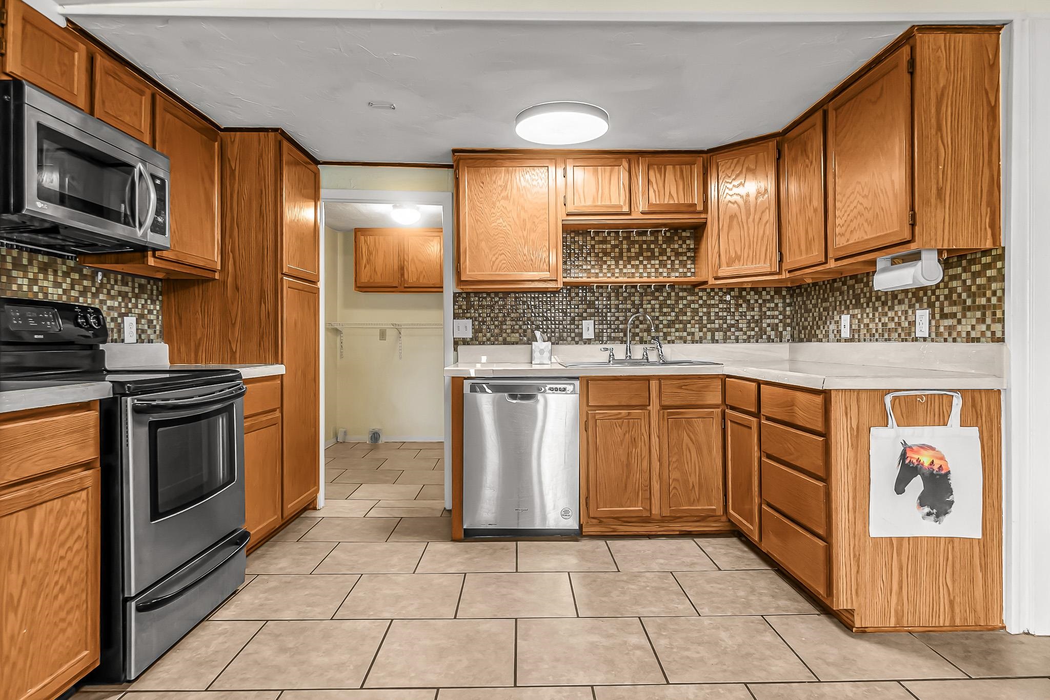 1008 Frontage Road Fruita, CO 81521 - Photo 8 of 28