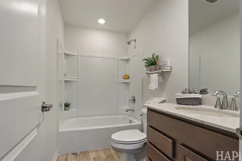 $278,000 | 8512 Stillwater Road, Wonder Lake, IL 60097