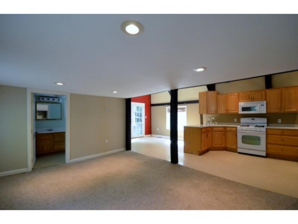 34 Old Gage Hill Road Pelham, NH 03076 - Photo 5 of 16 Gallery Image 5