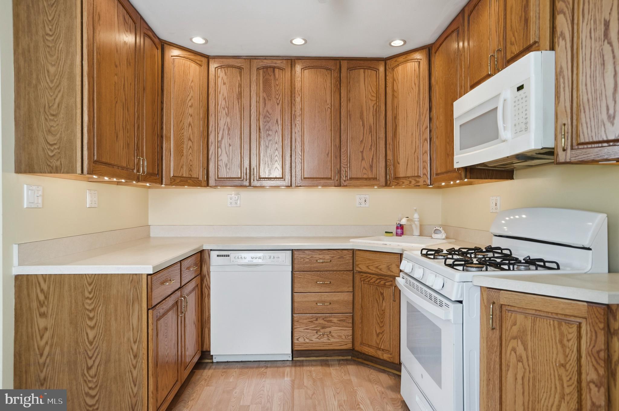 8240 Longpoint Road Baltimore, MD 21222 - Photo 8 of 25 Kitchen with Lots of Cabinets