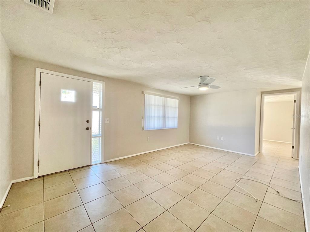 5814 1st Avenue New Port Richey, FL 34652 - Photo 5 of 22