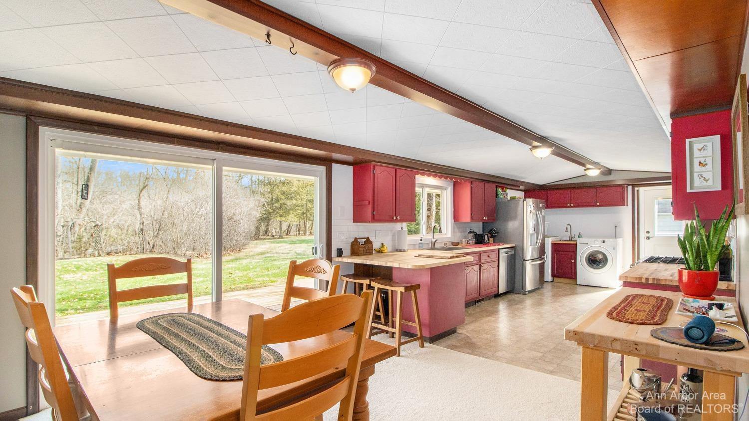 6985 Warren Road Ann Arbor, MI 48105 - Photo 12 of 32 Photo 12