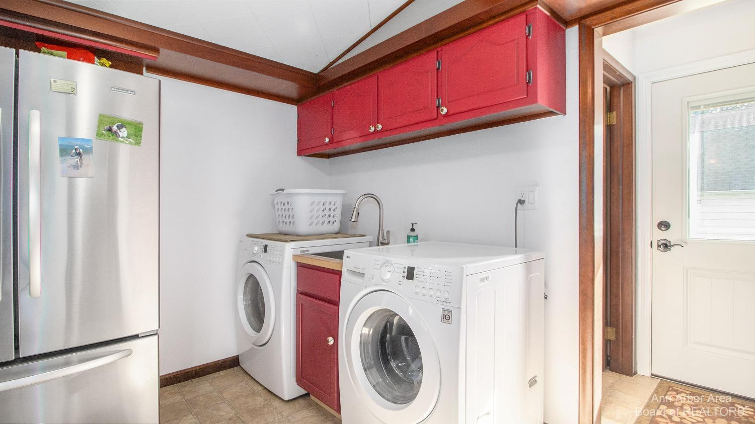 6985 Warren Road Ann Arbor, MI 48105 - Photo 15 of 32 Photo 15