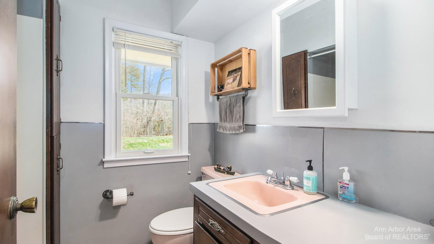 6985 Warren Road Ann Arbor, MI 48105 - Photo 17 of 32 Photo 17