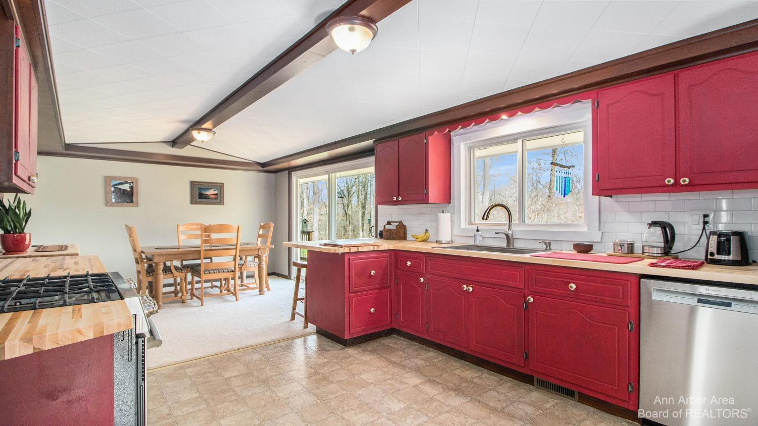 6985 Warren Road Ann Arbor, MI 48105 - Photo 10 of 32 Photo 10