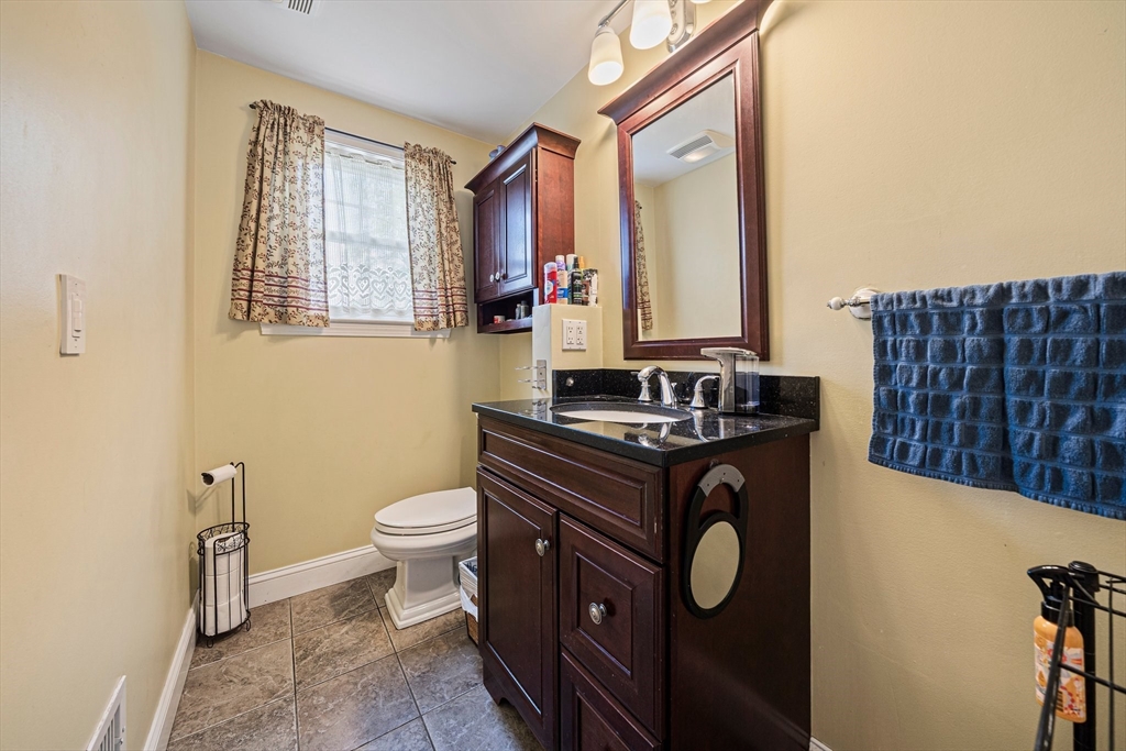 57 Century Road Weymouth, MA 02190 - Photo 18 of 42 Gallery Image 18