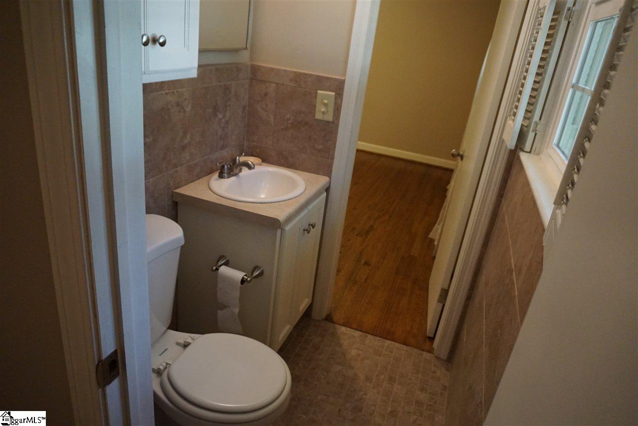 201 Tindal Road Greenville, SC 29617 - Photo 14 of 31 Gallery Image 14