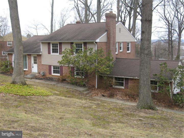 570 Bob White Road Wayne, PA 19087 - Photo 2 of 19 Exterior Front