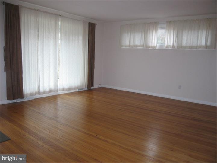 570 Bob White Road Wayne, PA 19087 - Photo 6 of 19 Dining Room