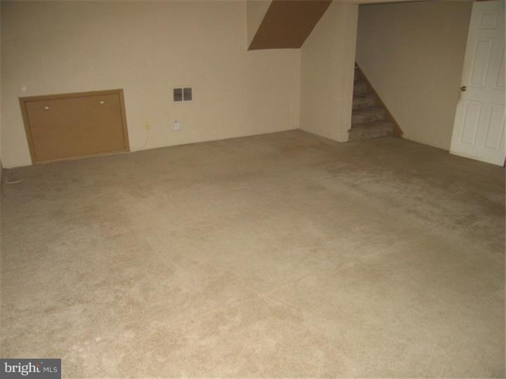 570 Bob White Road Wayne, PA 19087 - Photo 10 of 19 Family Room