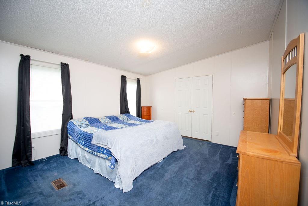 2073 Macedonia Church Road Ronda, NC 28670 - Photo 15 of 41 Gallery Image 15