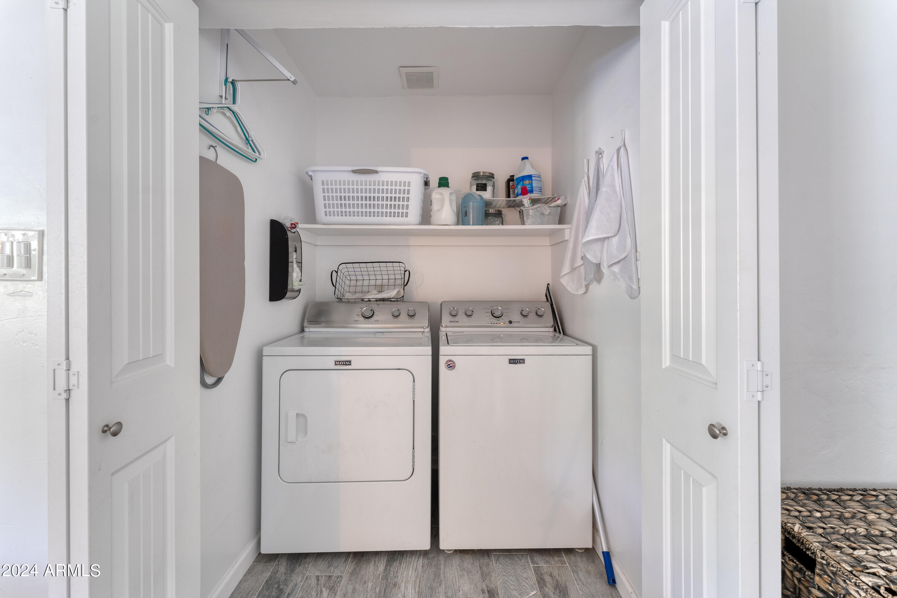 7720 North 17th Avenue Phoenix, AZ 85021 - Photo 16 of 25 indoor laundry