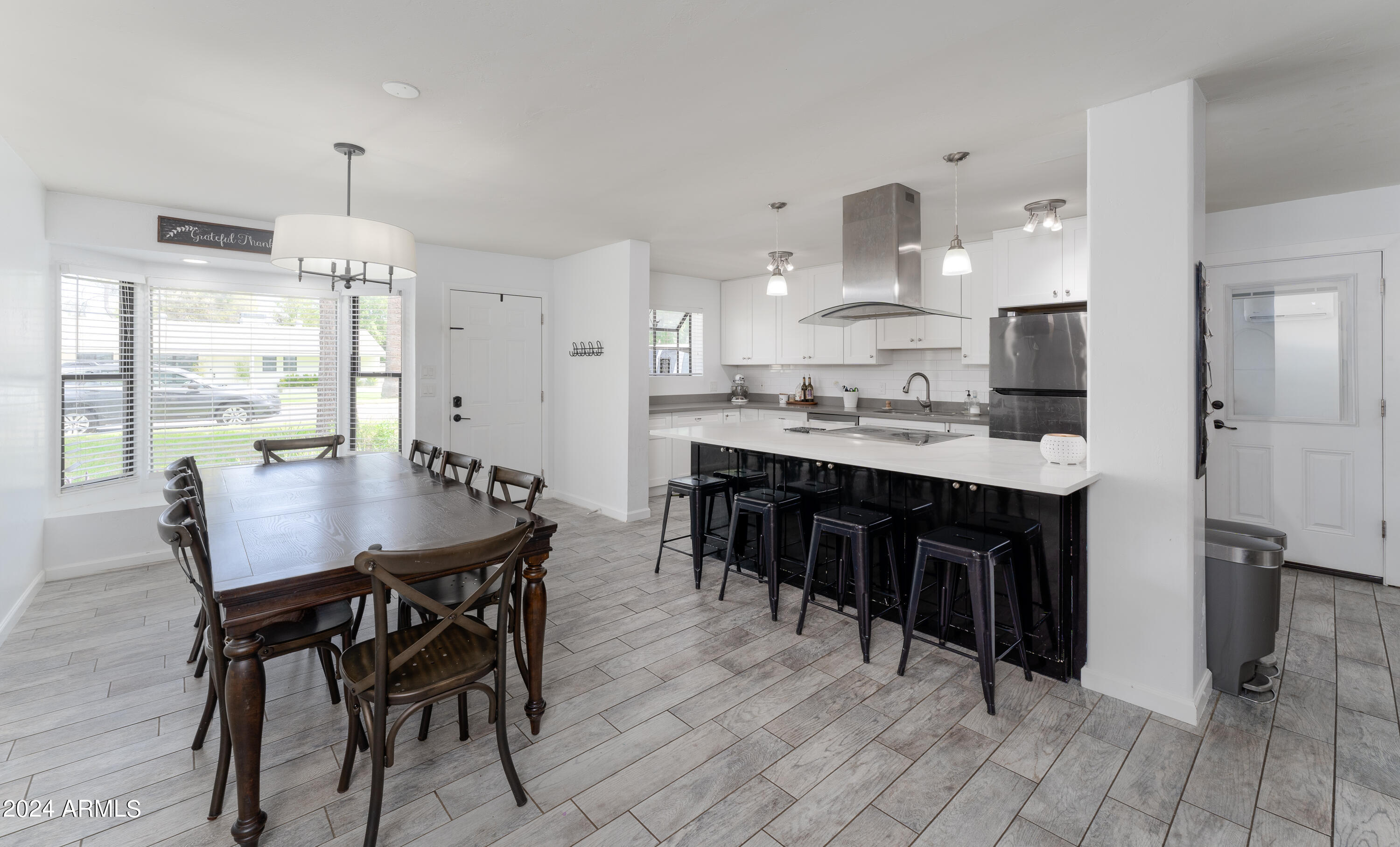 7720 North 17th Avenue Phoenix, AZ 85021 - Photo 3 of 25 17thKitchen & Dining