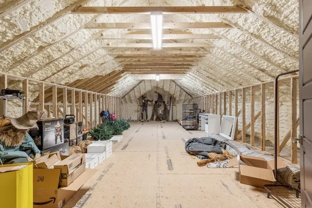 a view of parking area