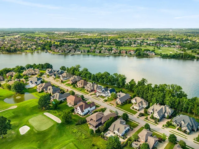 an aerial view of ocean residential house with outdoor space