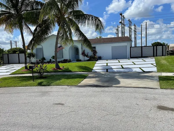 $3,000 | 12455 Southwest 261st Terrace, Homestead, FL 33032