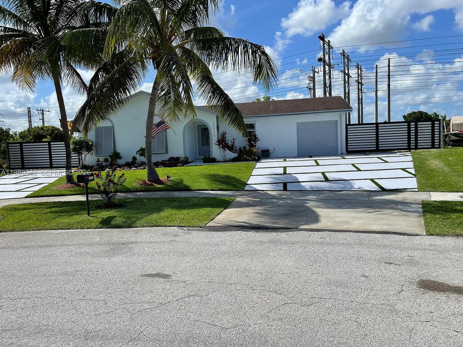 12455 Southwest 261st Terrace Homestead, FL 33032 - Photo 2 of 2