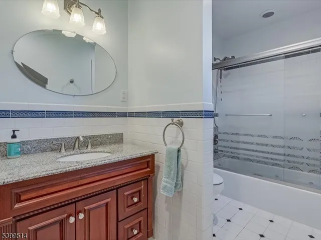 $925,000 | 1 Cleveland Avenue, Morris Plains, NJ 07950