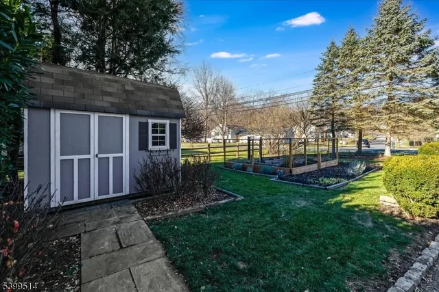 $925,000 | 1 Cleveland Avenue, Morris Plains, NJ 07950