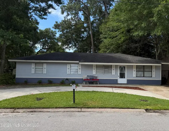 $200,000 | 121 Linda Circle, Ocean Springs, MS 39564