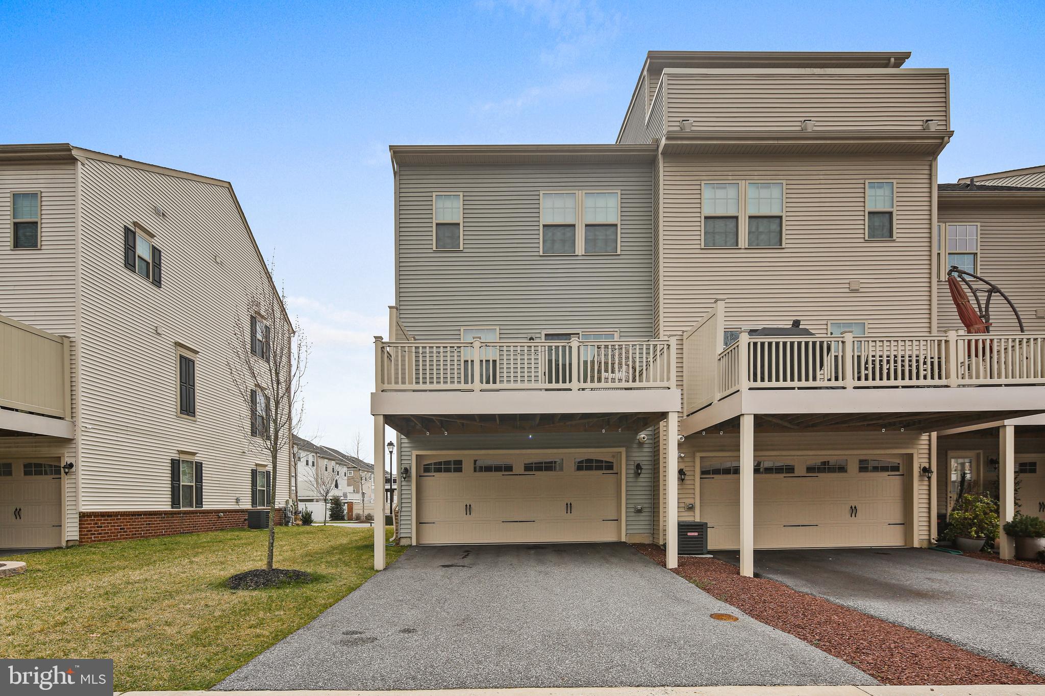10012 Sandy Run Road Baltimore, MD 21220 - Photo 8 of 34 a house view with a outdoor space