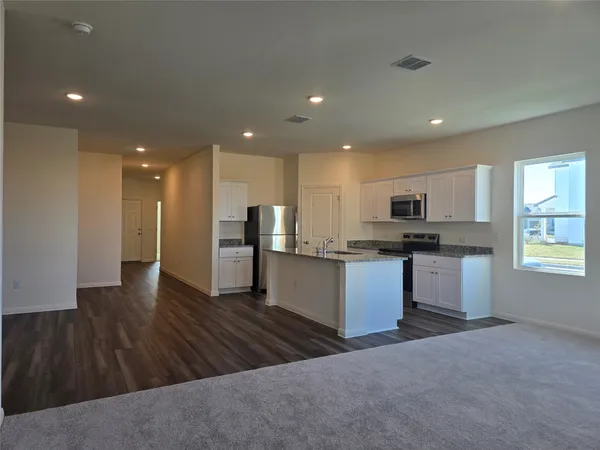 $1,895 | 421 Wedemeyer Street, Taylor, TX 76574