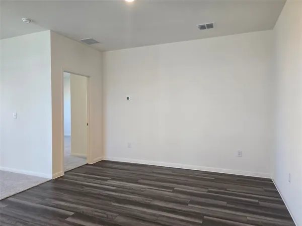 $1,895 | 421 Wedemeyer Street, Taylor, TX 76574