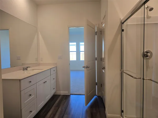$1,895 | 421 Wedemeyer Street, Taylor, TX 76574