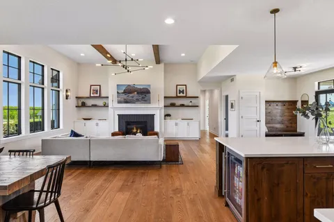 $1,450,000 | 8182 Waterset Circle, Mound, MN 55364