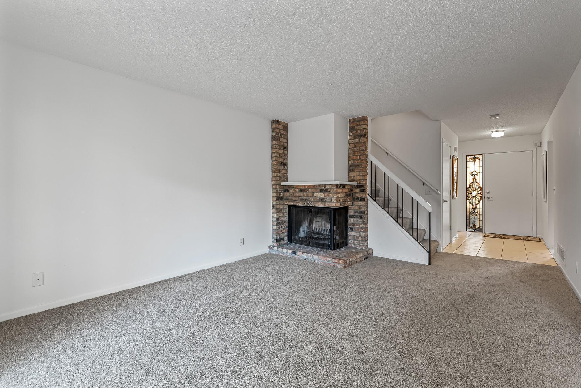 10309 Scarborough Road Bloomington, MN 55437 - Photo 10 of 30 Gallery Image 10