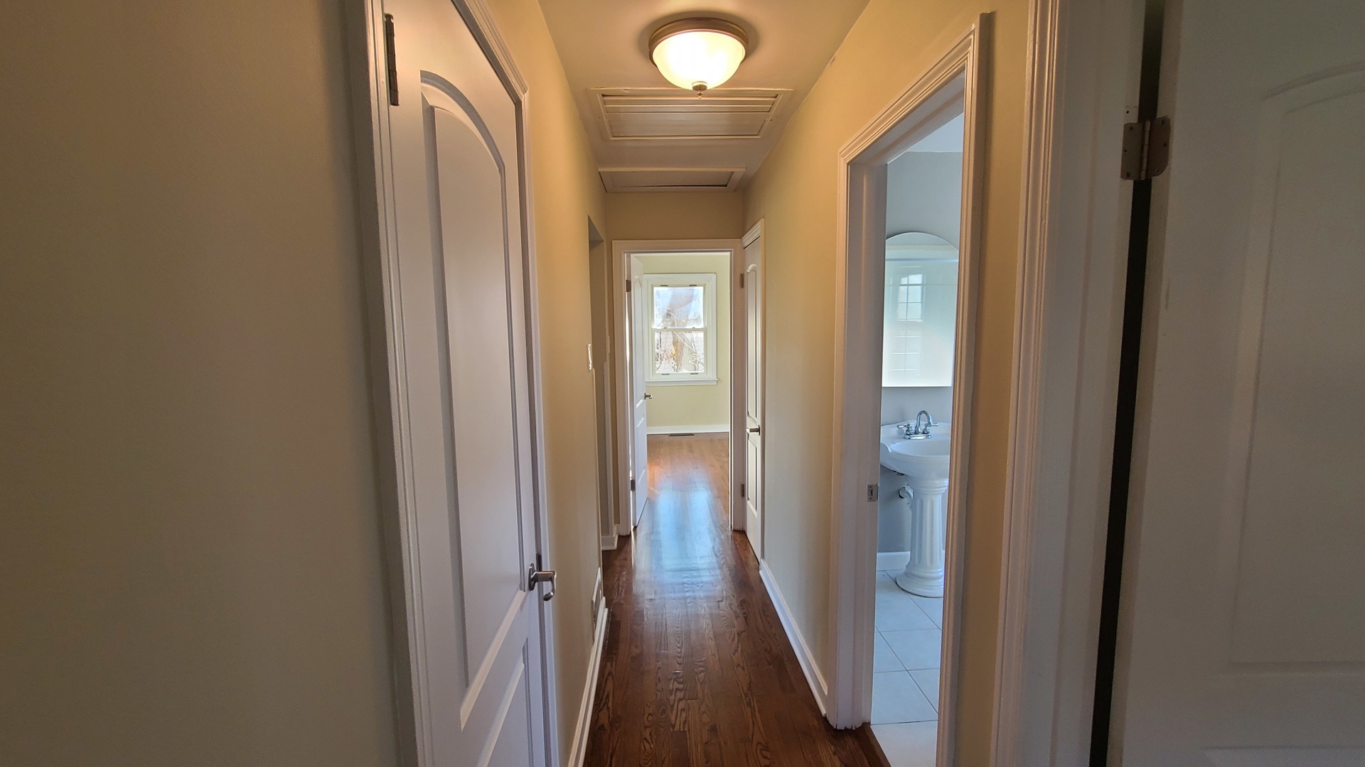 148 Highland Road Willowbrook, IL 60527 - Photo 13 of 17