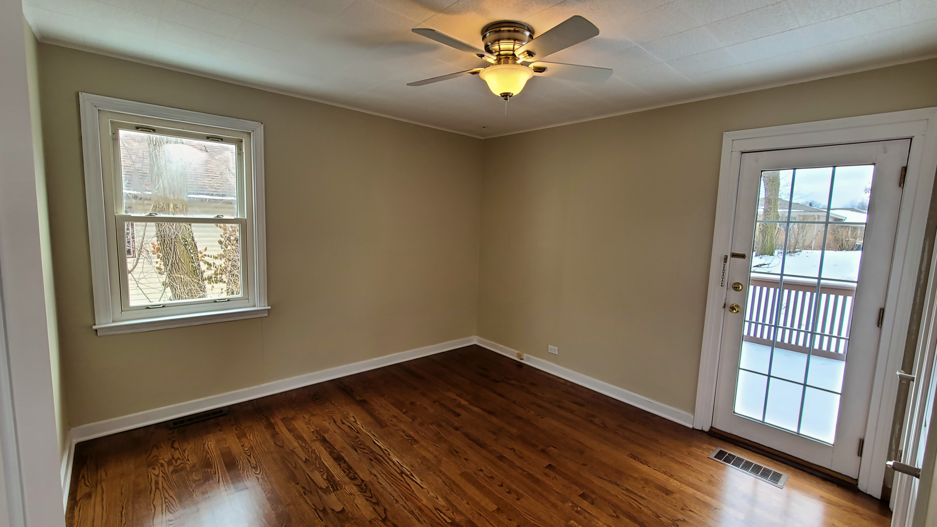 148 Highland Road Willowbrook, IL 60527 - Photo 7 of 17