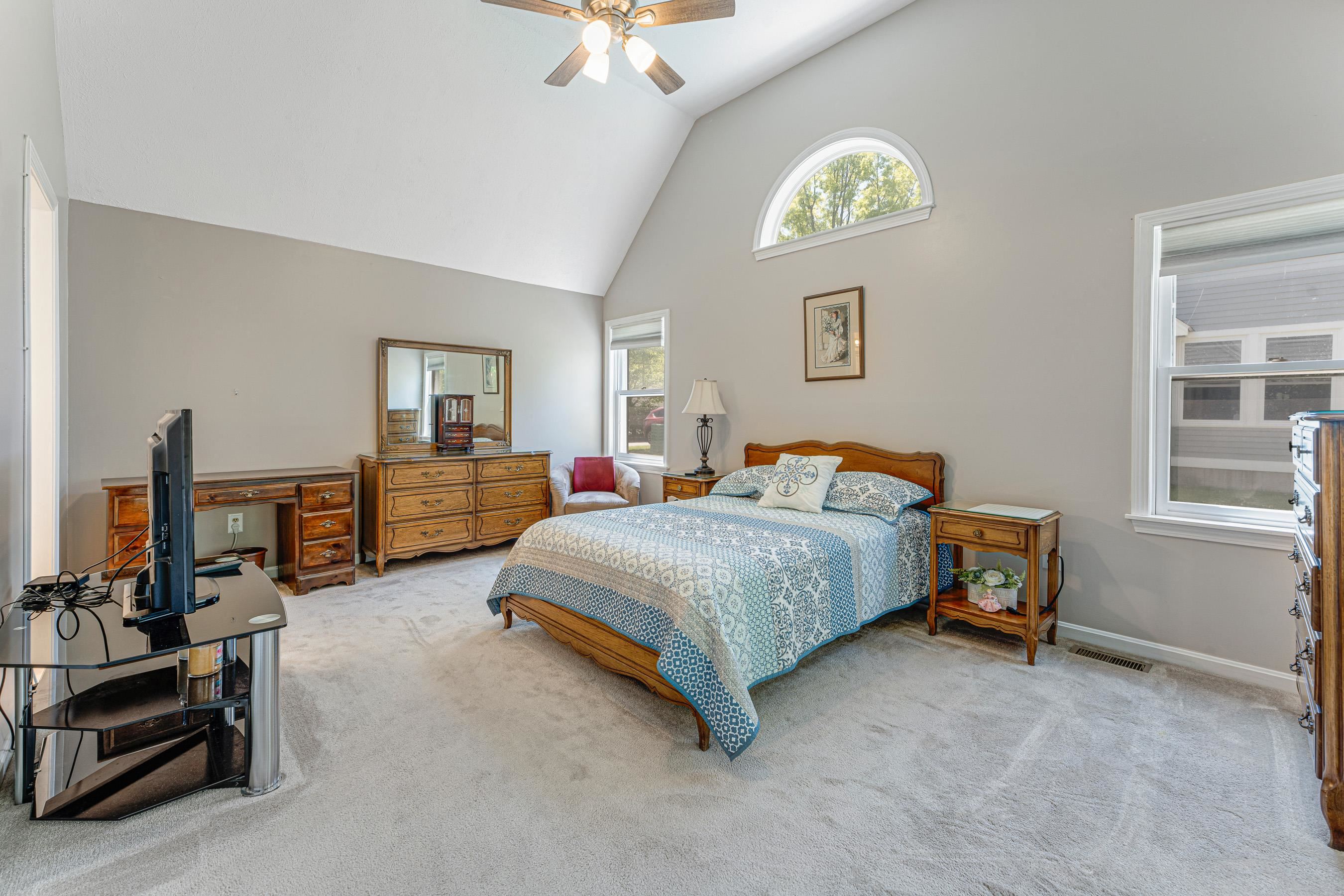 353 Winding Pond Road Londonderry, NH 03053 - Photo 19 of 45