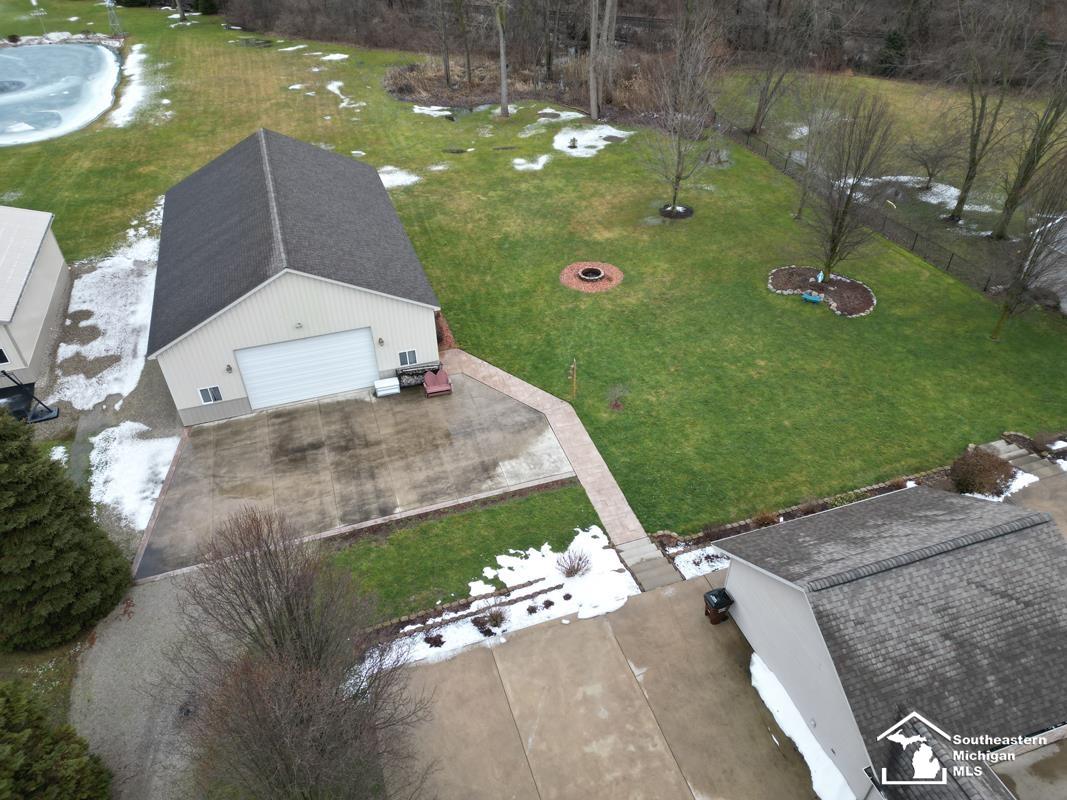 13854 Grafton Road Carleton, MI 48117 - Photo 18 of 28