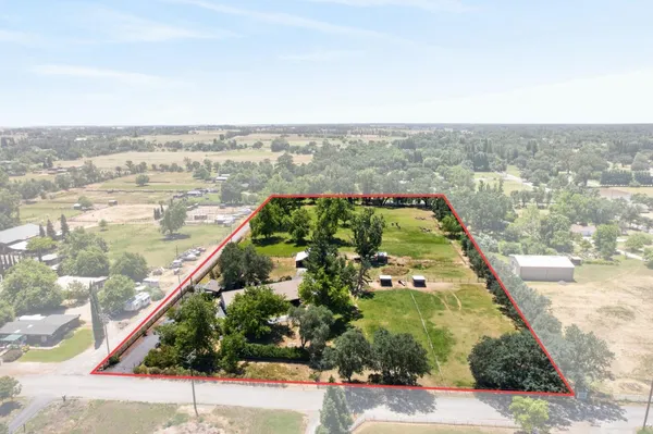 $914,500 | 13088 Cherry Road, Wilton, CA 95693