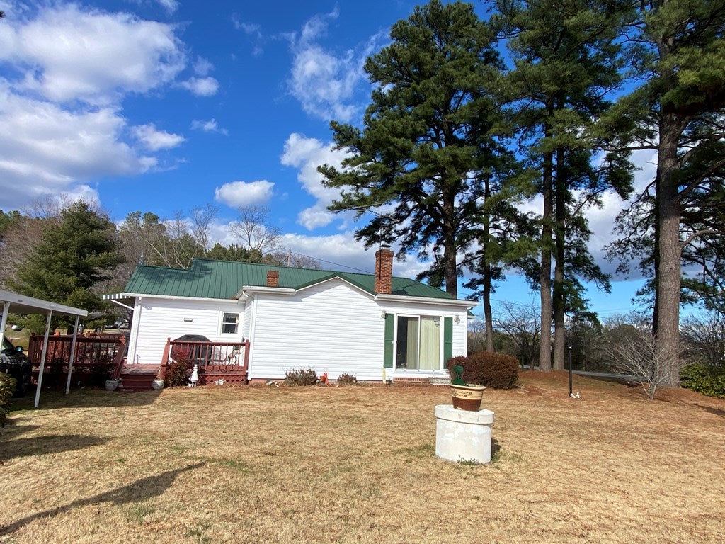 2326 Brunswick Road Blackstone, VA 23824 - Photo 11 of 41 Gallery Image 11