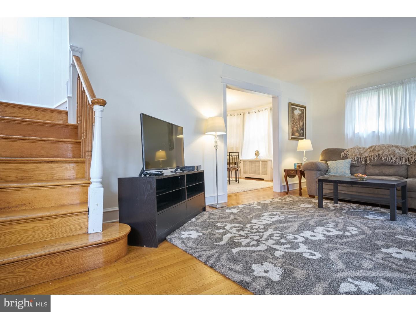 304 South Manoa Road Havertown, PA 19083 - Photo 5 of 25 Living Room