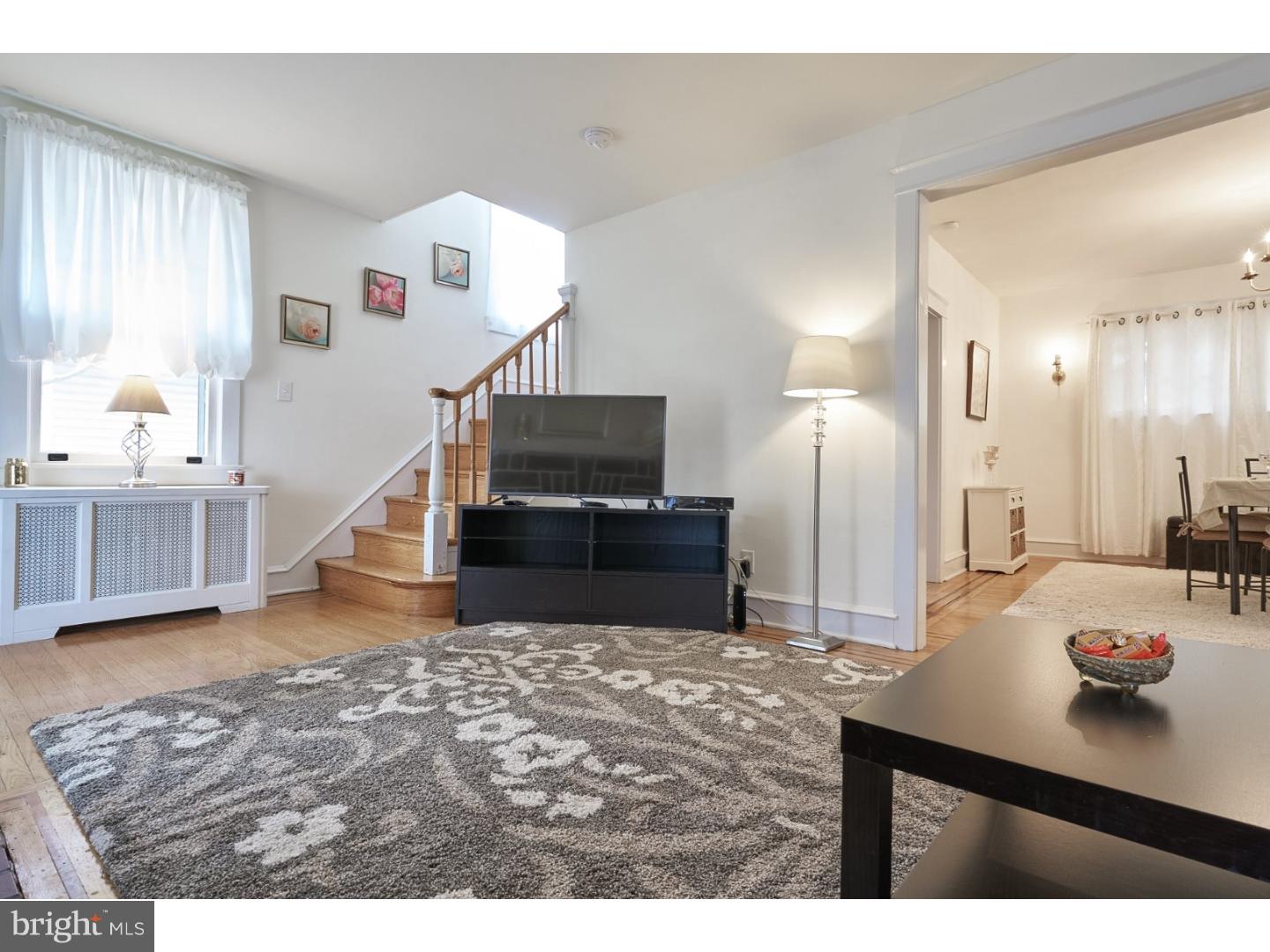 304 South Manoa Road Havertown, PA 19083 - Photo 7 of 25 Living Room
